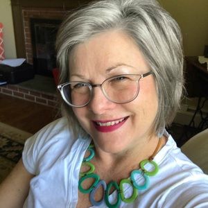 Meet your Posher, Deborah